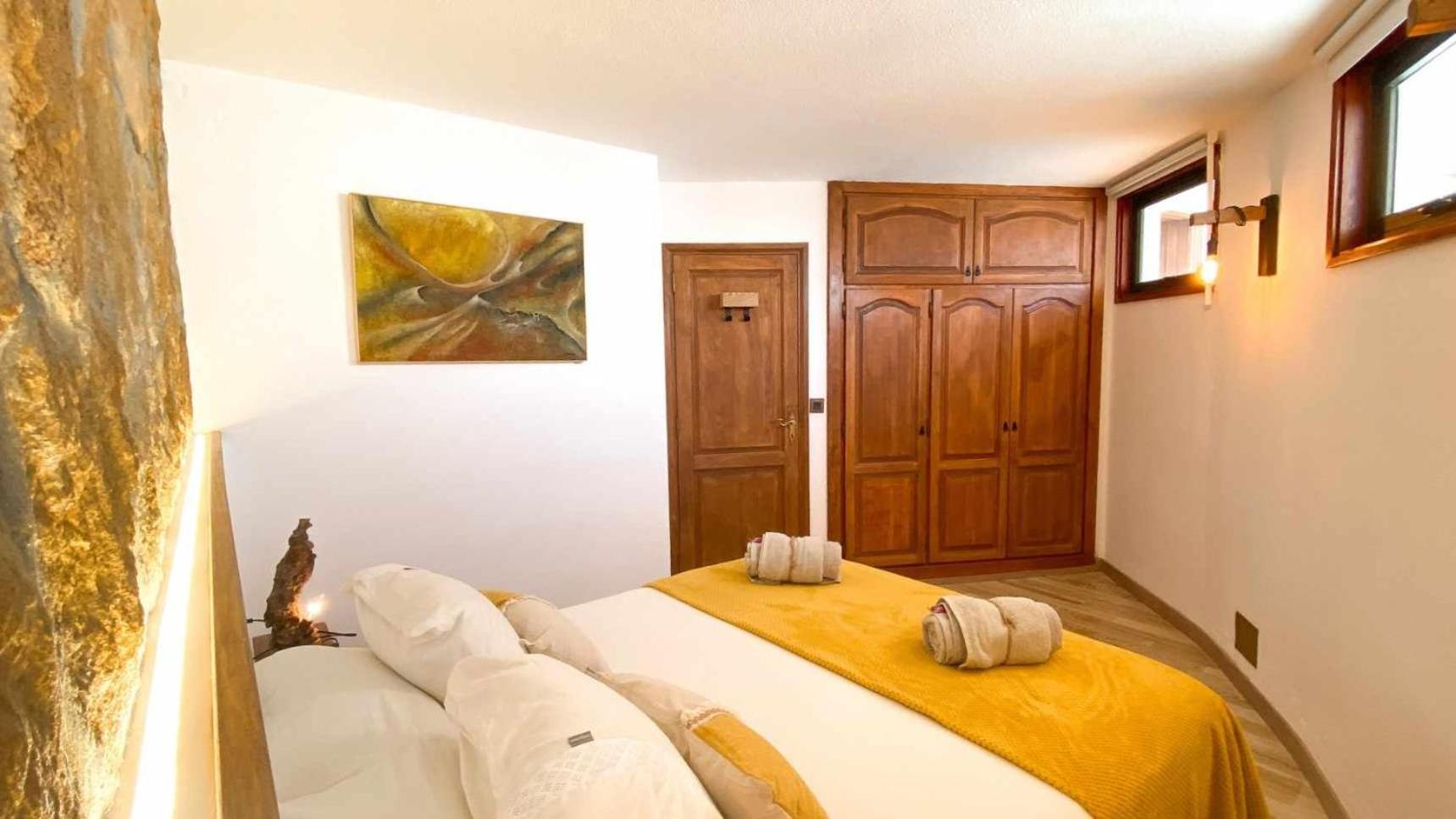 Bungalow Allende Famara Con Piscina Privada Y Ac Exterior photo